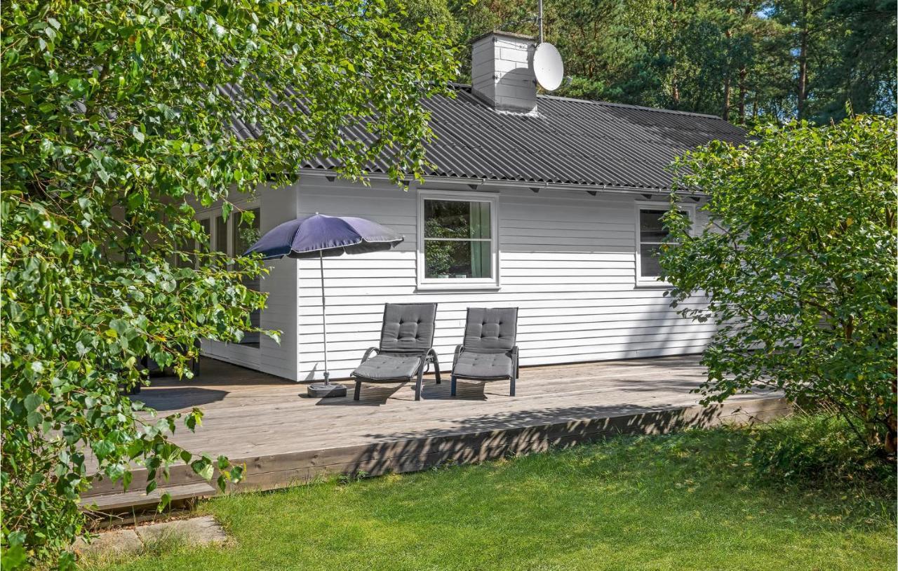 3 Bedroom Cozy Home In Neksø Екстериор снимка